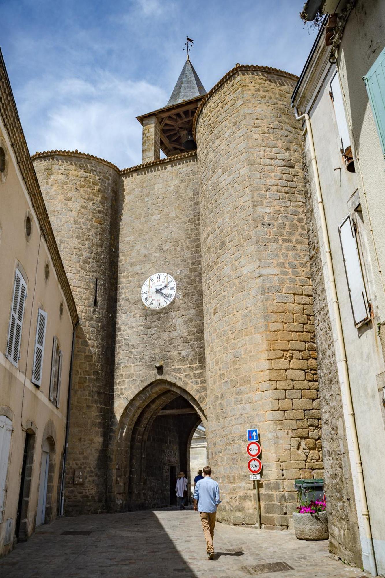 Petite Maison Medievale Parthenay Exterior foto